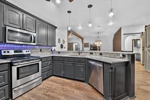1017 County Road 3555 - Photo 6
