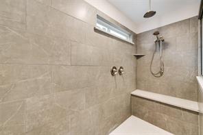 714 Creekwater Lane - Photo 17