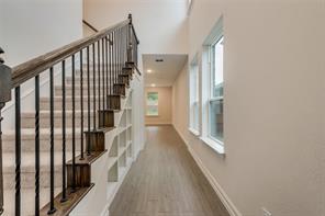 714 Creekwater Lane - Photo 6