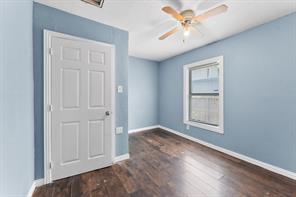 1612 Harris Court - Photo 3