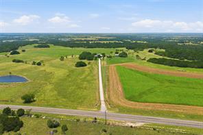 5835 N Fm 1744 - Photo 3