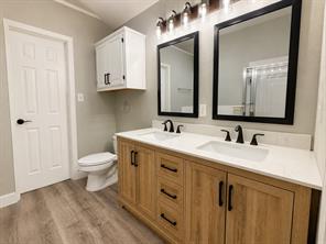 4156 One PLace - Photo 2
