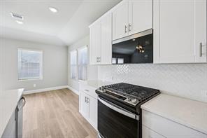 3410 Richmond Drive - Photo 5