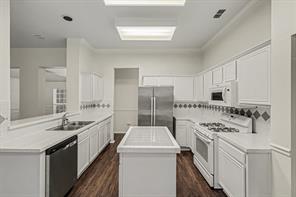 11709 Amber Valley Drive - Photo 8