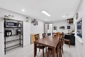 1118 E Moore Avenue - Photo 8