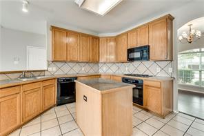 409 Knoll Park Court - Photo 8