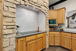 613 Armadillo Court - Photo 16