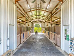 548 County Road 2301 - Photo 33