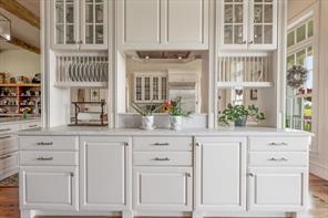548 County Road 2301 - Photo 4