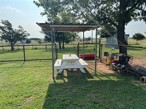 12165 Fm 103 - Photo 4
