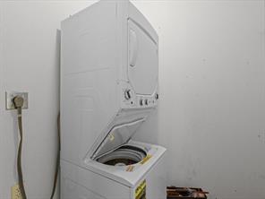401 W Carolina Street - Photo 35