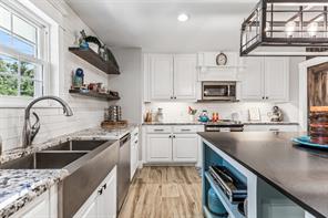 304 W Links Drive - Photo 13