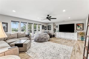 304 W Links Drive - Photo 16