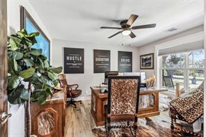 304 W Links Drive - Photo 22