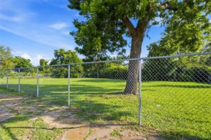 2801 Medill Street - Photo 18
