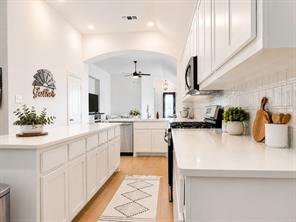 1221 Newport Street - Photo 8