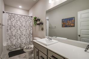 8225 Manx Point - Photo 32