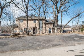 3916 Sunnyview Lane - Photo 2