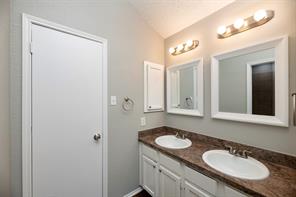 200 Caprock Drive - Photo 13