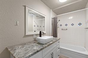 111 W Shelton Street - Photo 15