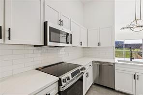 330 Las Colinas Boulevard E - Photo 9