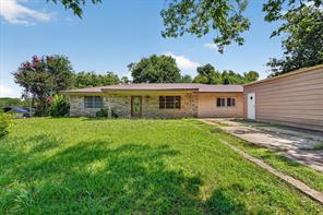 387 Avenue D - Photo 1