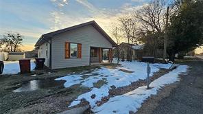 706 N Main Street - Photo 1