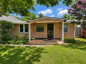 3229 Hiawatha Trail - Photo 1