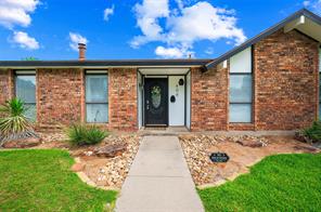 408 Shadowcrest Lane - Photo 1
