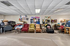 221-223 N Locust Street - Photo 13