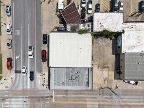 221-223 N Locust Street - Photo 34