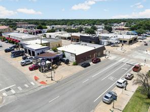 221-223 N Locust Street - Photo 35