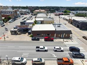 221-223 N Locust Street - Photo 4