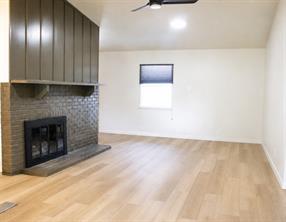 1011 Pacific Drive - Photo 4