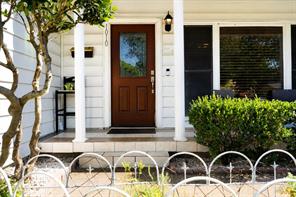 1010 Mcclendon Street - Photo 3