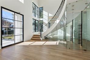 3508 Sussex Drive - Photo 3