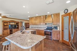 12697 CR 126 - Photo 14