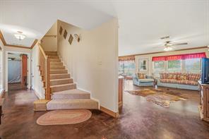 12697 CR 126 - Photo 8