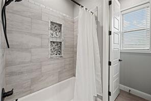 104 Lagrange Court - Photo 33