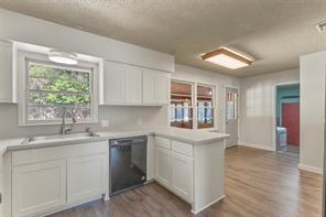 2603 Sherwood Street - Photo 9