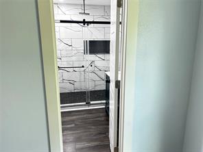 110 E Cunningham Street - Photo 6