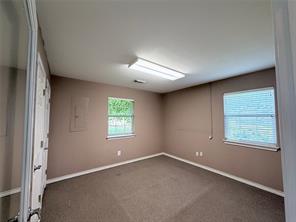 8111 S US Highway 75 - Photo 15