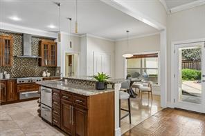 7635 Tanglecrest Drive - Photo 14