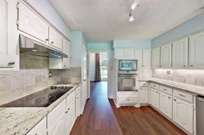 10614 Woodbridge Drive - Photo 16