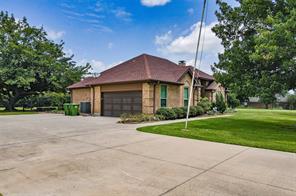 10614 Woodbridge Drive - Photo 7