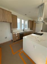 4635 Sylvester Street - Photo 9