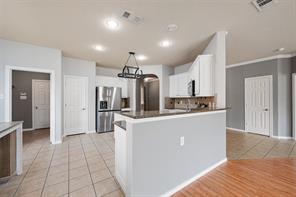 10005 Butte Meadows Drive - Photo 14