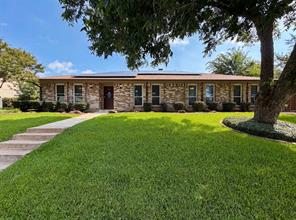 1533 Parkside Trail - Photo 1