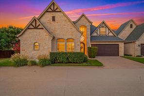 2414 Vineyard Drive - Photo 1
