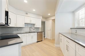 676 Harbor Drive - Photo 5